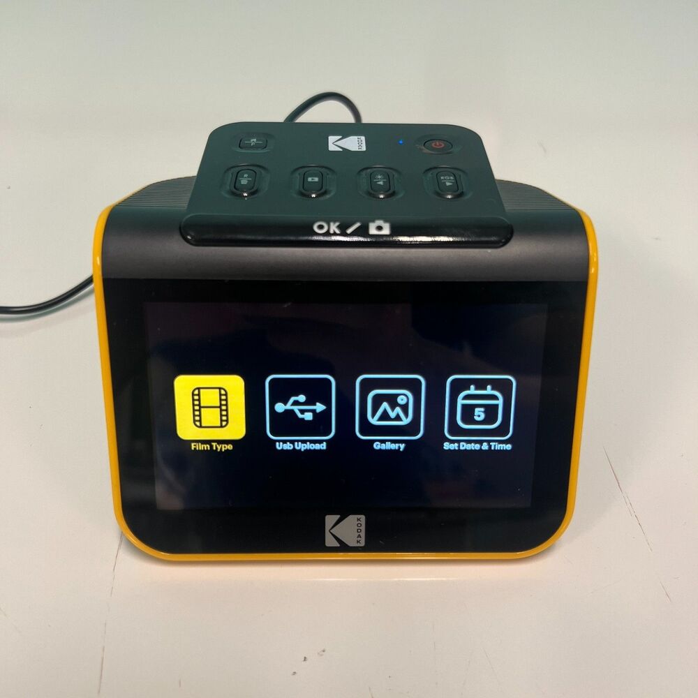 Kodak Slide N Scan Digital Film Scanner 5 Inch LCD Screen Black Yellow RODFS50
